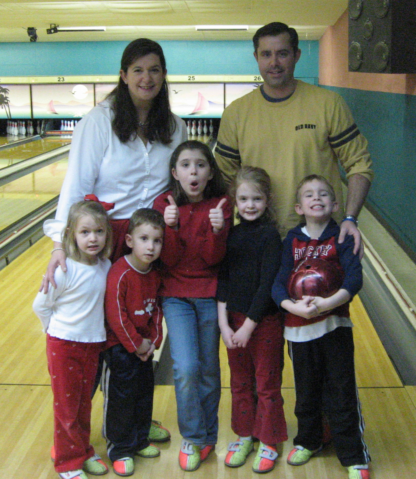 2008_12_27 Bowling with Cousins.jpg